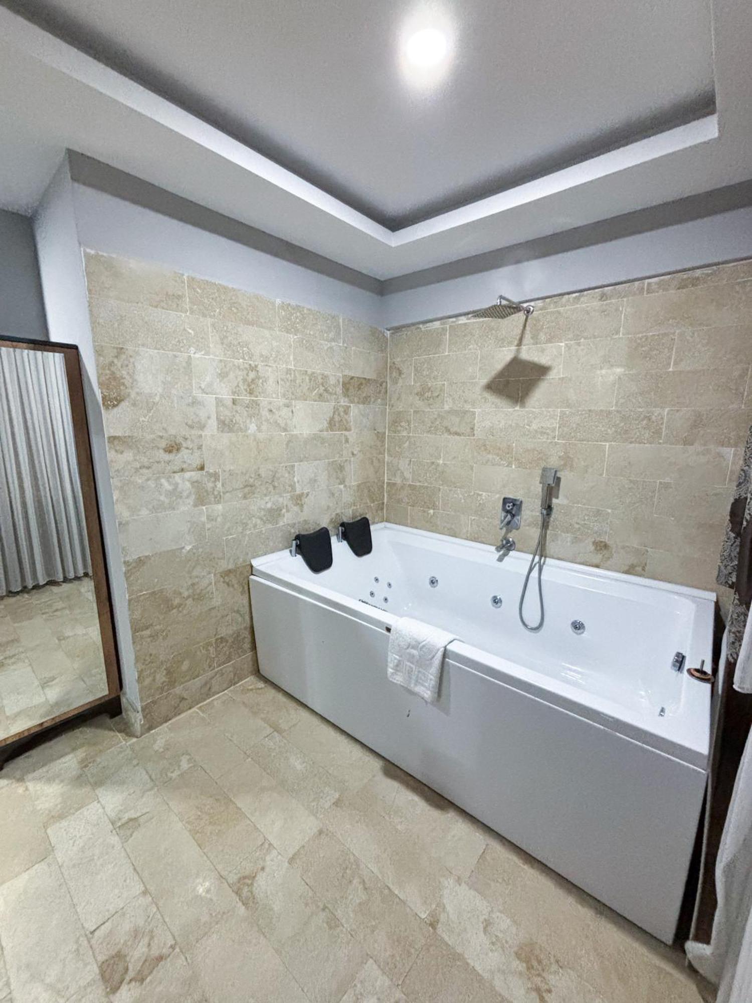Whitestone Hotel ネヴシェヒル エクステリア 写真